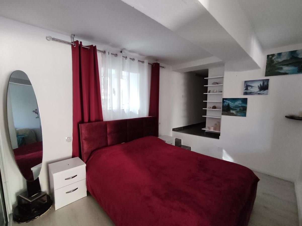 Biorn House Villa Sarandë Buitenkant foto